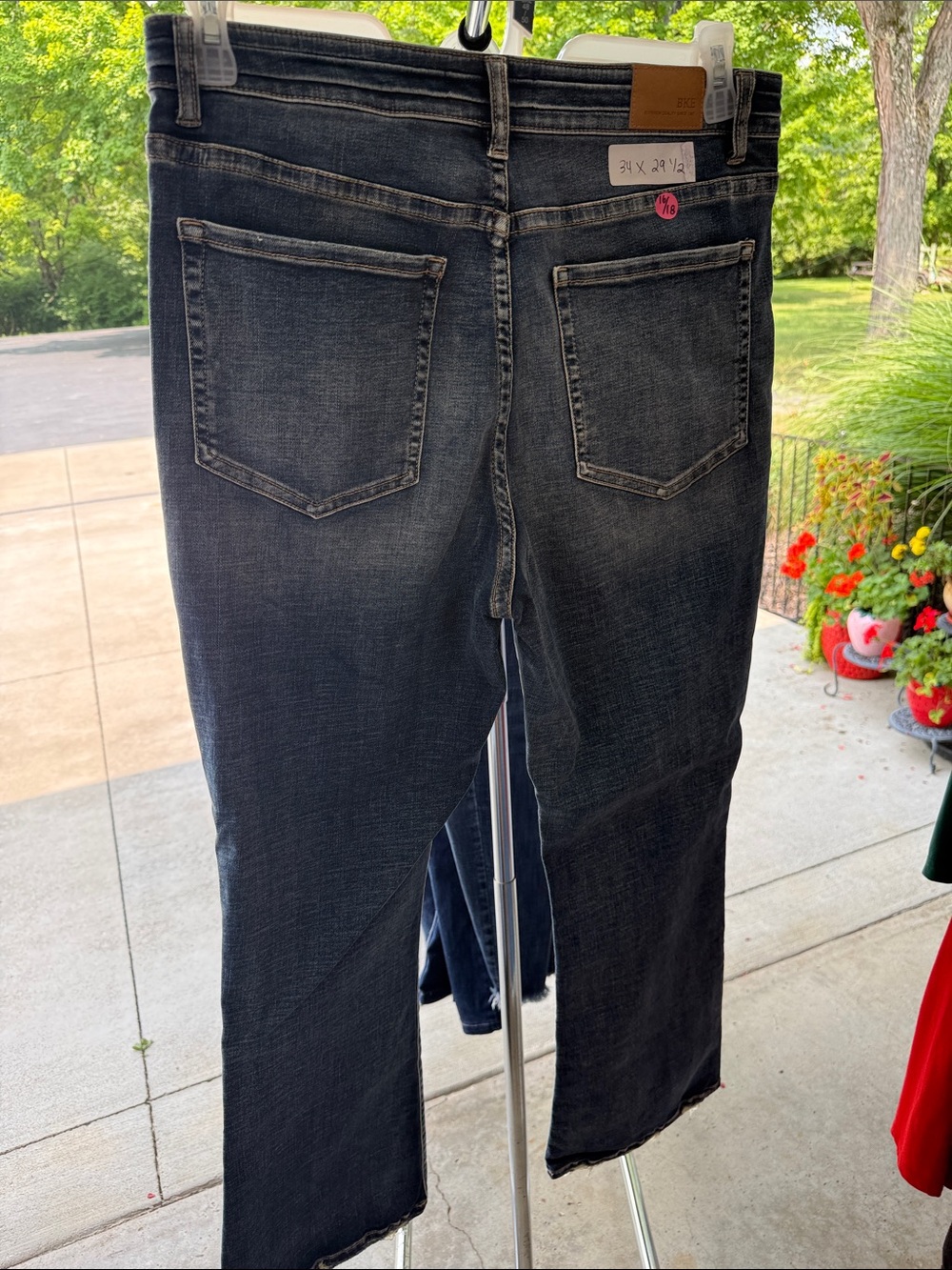 BKE Women’s Straight Leg Jeans in Dark Charcoal